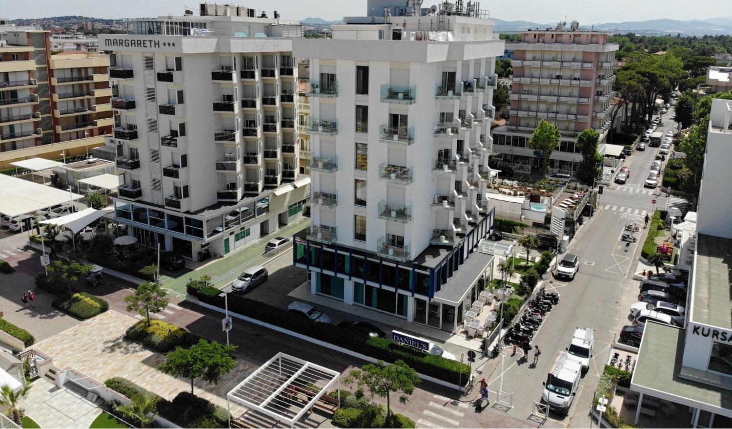 Hotel Daniel'S Fronte Mare Riccione Exterior foto